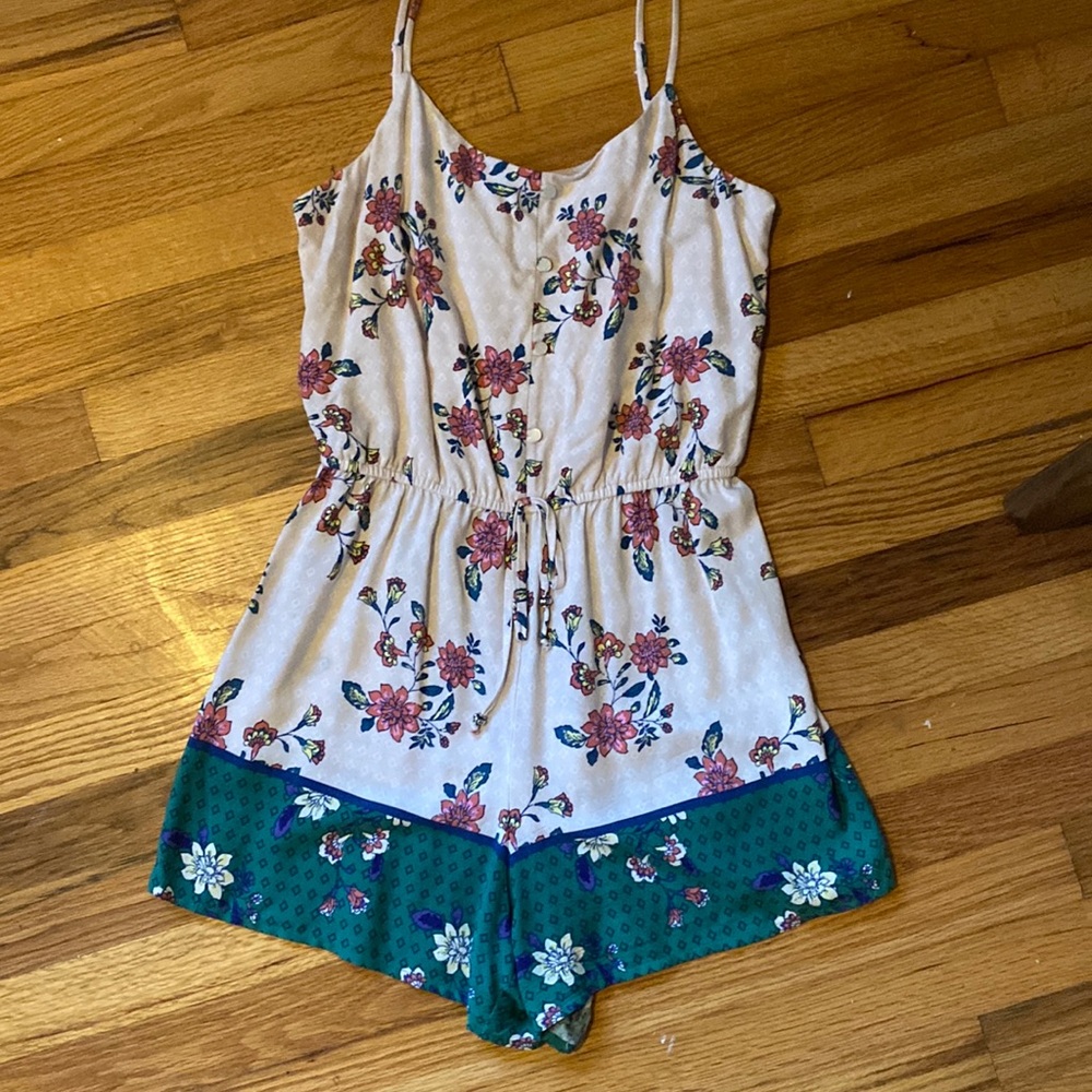 Kingston Grey M Floral Romper